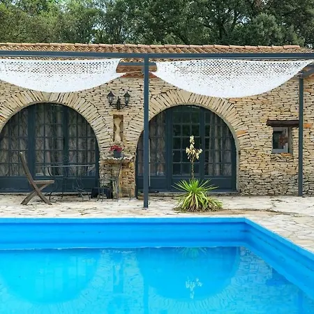 Petite Maison Independante Tatil Evi Nîmes
